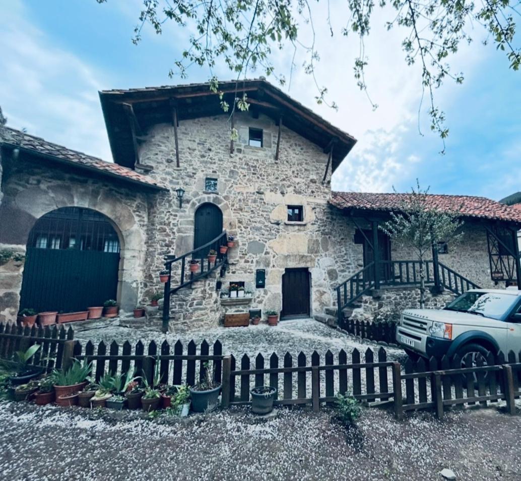 Little Tower Villa Potes Dış mekan fotoğraf